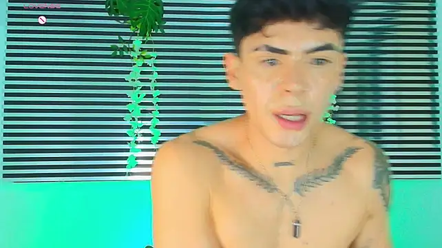CamiiGuzmanX webcam