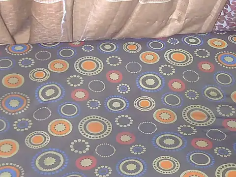 preety_lizz webcam