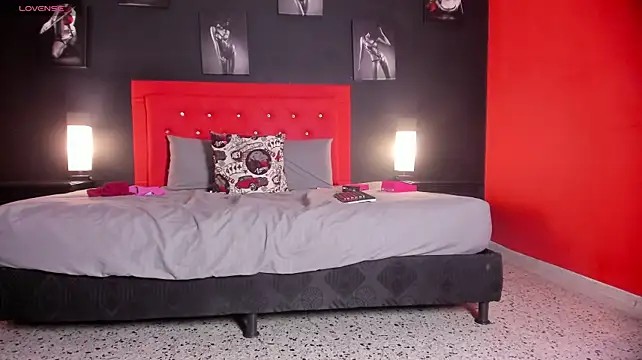 Trinity-presley webcam