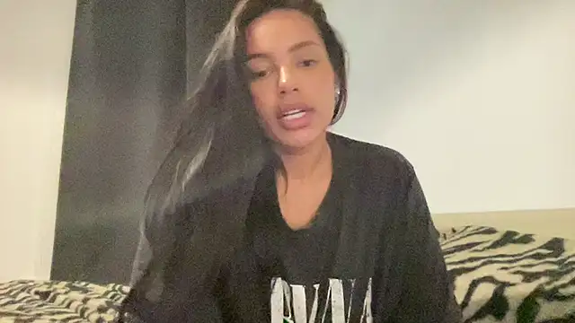 Its_Sienna webcam