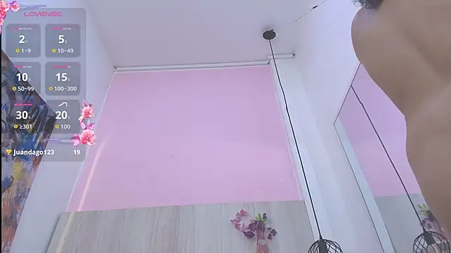Alana_Limaa webcam