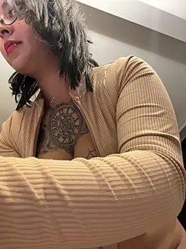 Rae_Lil_White webcam