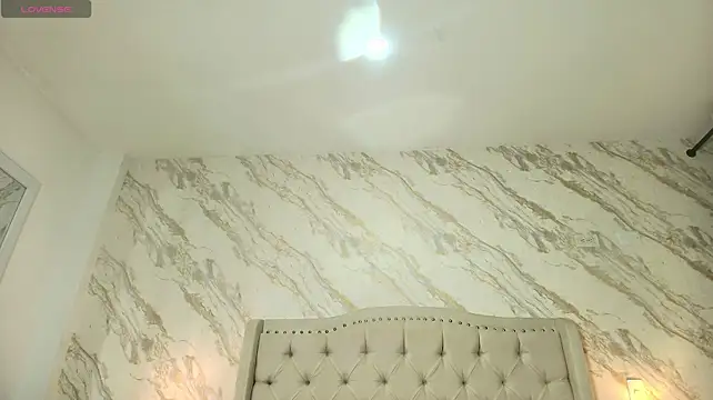 isabella_rossee_ webcam
