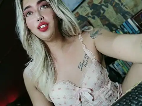 prettybushy webcam