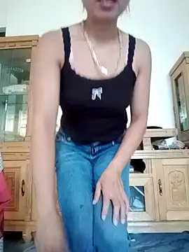 Bella-lynlyn webcam