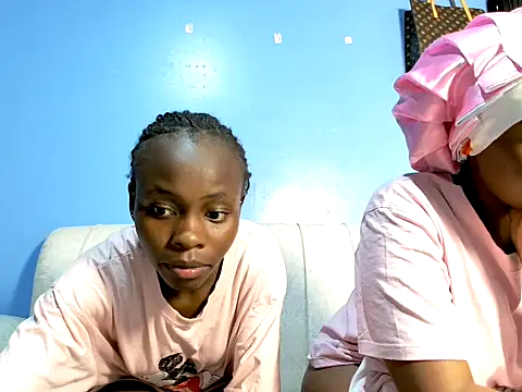 yournaughtybae webcam