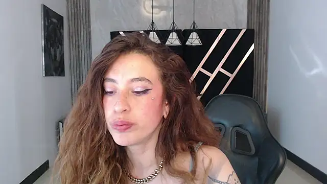 DamiaOshun_ch webcam