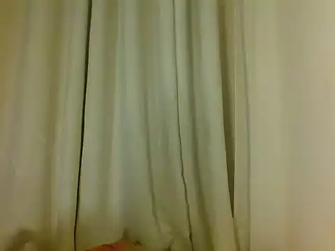 Goldy_petite webcam