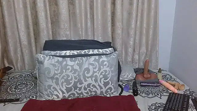 NaughtySisters webcam