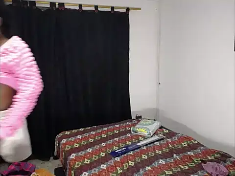 MMia_charlott live sex cam