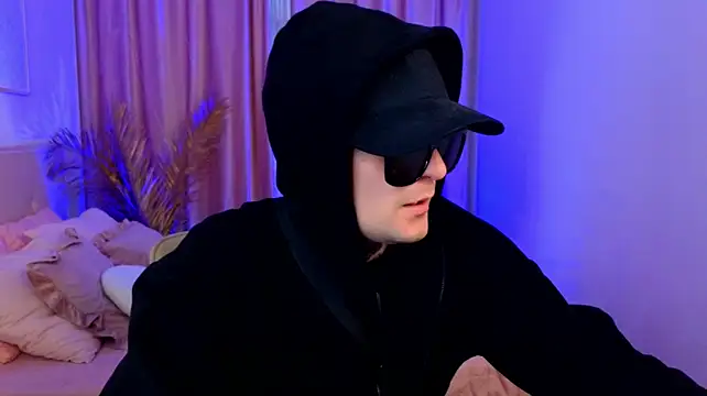 drillfi11 live cam on StripChat