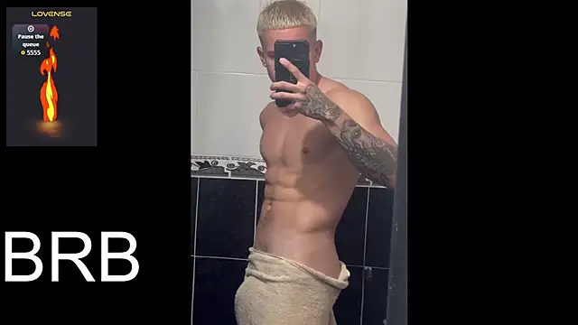 DerekOlsen live cam on StripChat