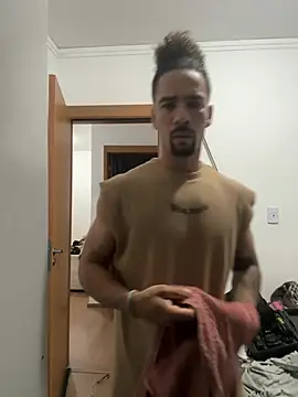 Yourman22cm live sex cam
