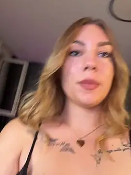 MissKarllaaa