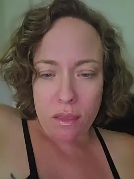 julimonroe webcam