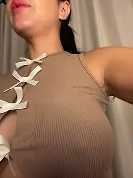 _Nina_1 live webcam