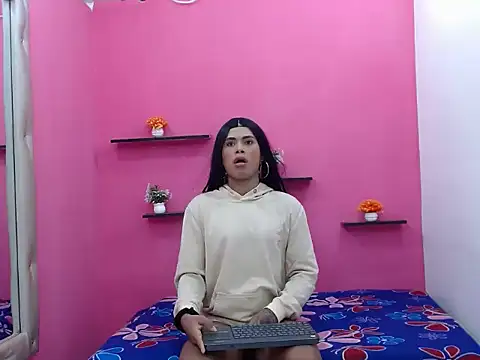 charlottevskendall