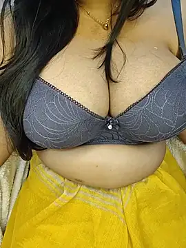 Curvy_Pooja live cam on StripChat