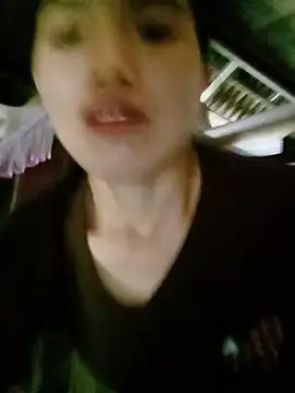 ngan-cute live cam on StripChat