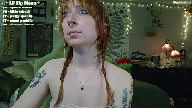 LilyMayBae webcam