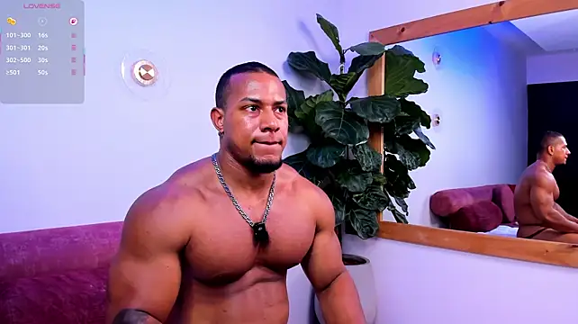 Travis_lenox_ webcam
