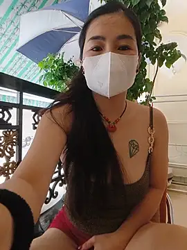 lyna_bl live sex cam