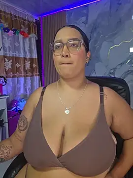 teffy__xxx (F young) - FUCK ME MAKE ME SQUIRT