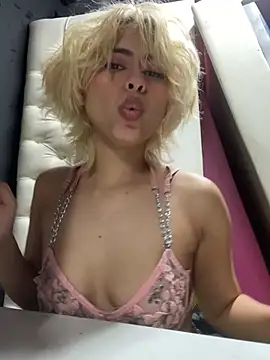 Eva_Feller69