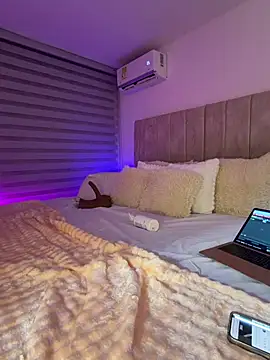 Irishottt dildo cam to cam show