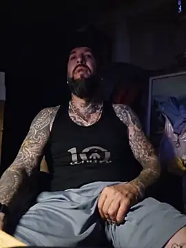 Beardedtattood webcam
