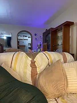 SaharQamar webcam