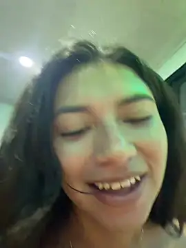 CocoaGigiMuse live webcam