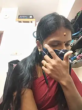 Tamil_Yalini12