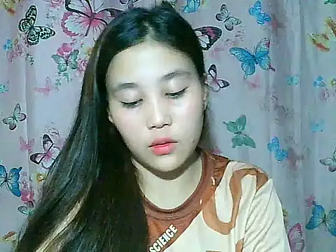 SexyAsianPussy4u webcam