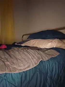 oliviaprettypussy webcam