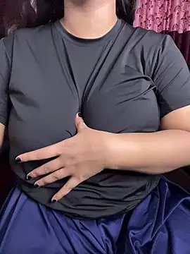 DarlingRuby live cam on StripChat