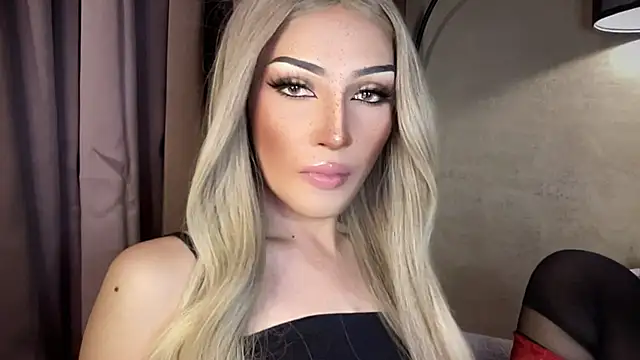 Alicegreenexx live cam on StripChat