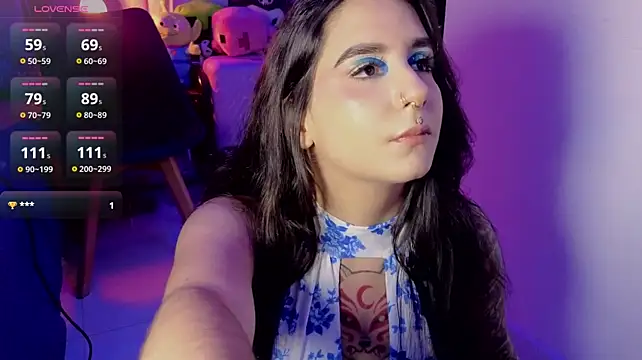 Kittyhelll_ live cam on StripChat