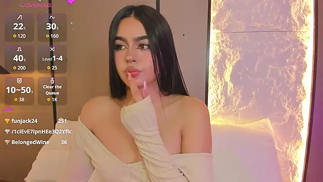 elara_bloom_ webcam