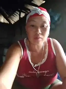 NyloveSquirt webcam