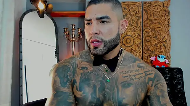 Aaron_Vega webcam