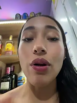 HollyAngel2 live sex cam