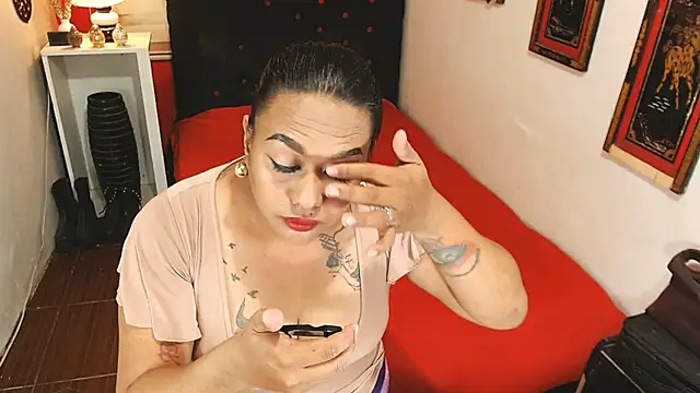 EmmaKantutera webcam