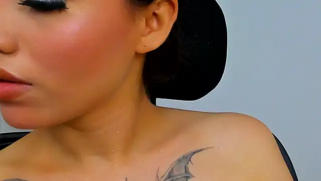 isabella_hv webcam