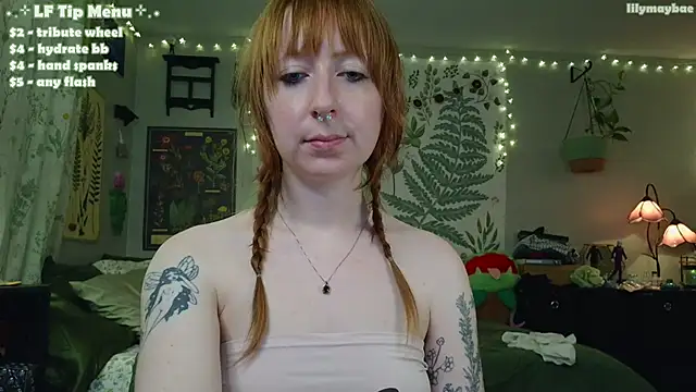 LilyMayBae webcam