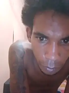 Gasparin12 live cam on StripChat