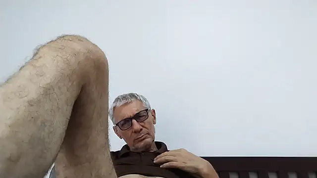 BIGUNCUTHARDCOCK webcam