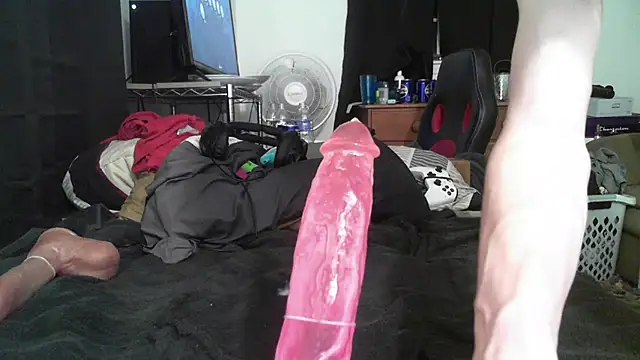 BackRoom18 webcam