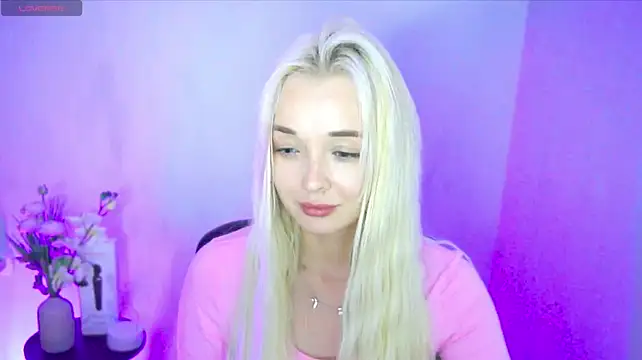 Ashley_S webcam