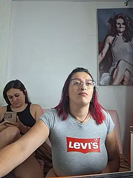 valilurose0427 webcam